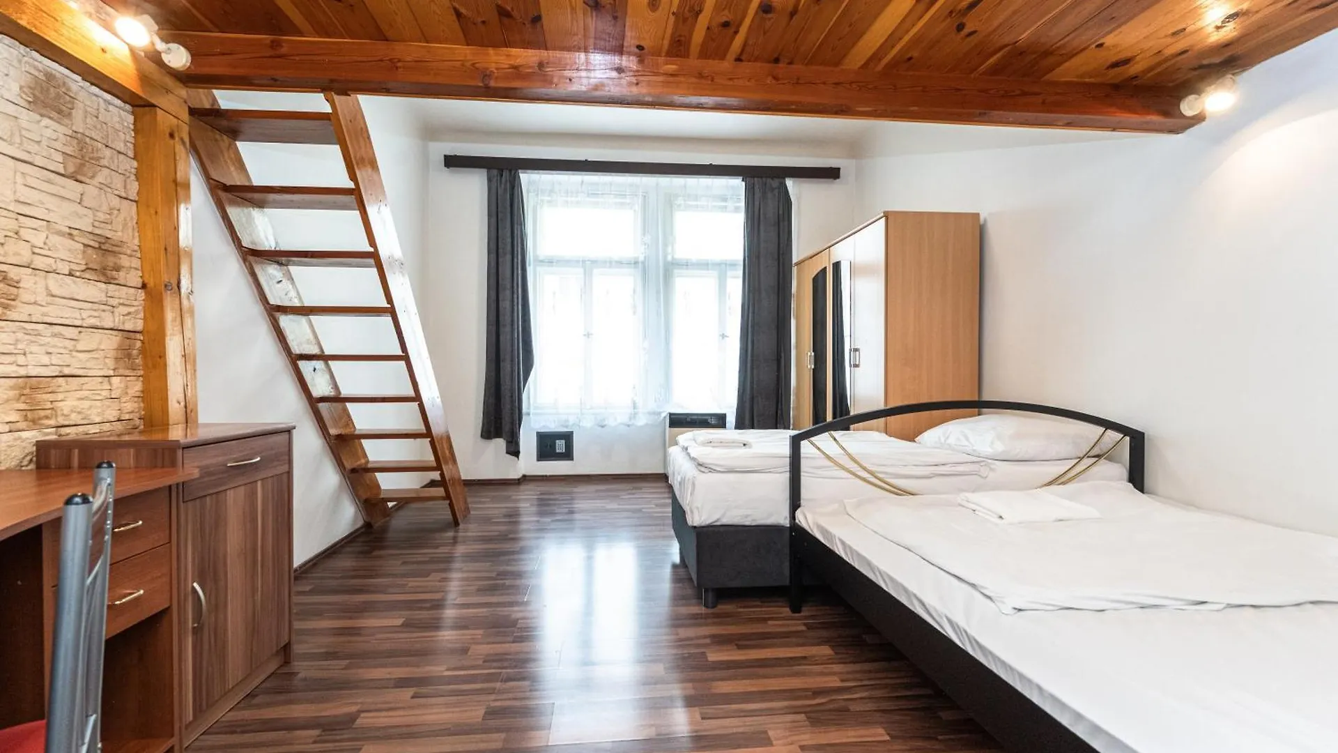 Apartment Charkovska 18 Praga